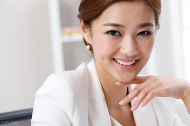 梁健升职记最新章节笔趣阁——职场小日常,友情与爱共织的温馨篇章