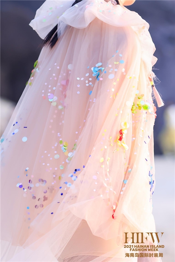 少女心壁纸动漫,审美倾向与文化表达的观点论述