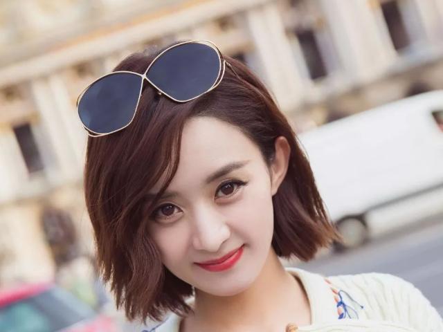 赵丽颖短发最新图片,如何获取与欣赏明星发型