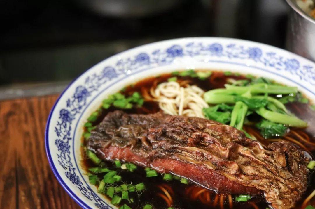 竞技江湖风云录,一场多维度的观点碰撞