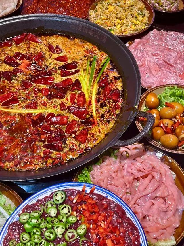 🍜🌶️成都最新餐饮,辣味十足的美食天堂!🔥🍲