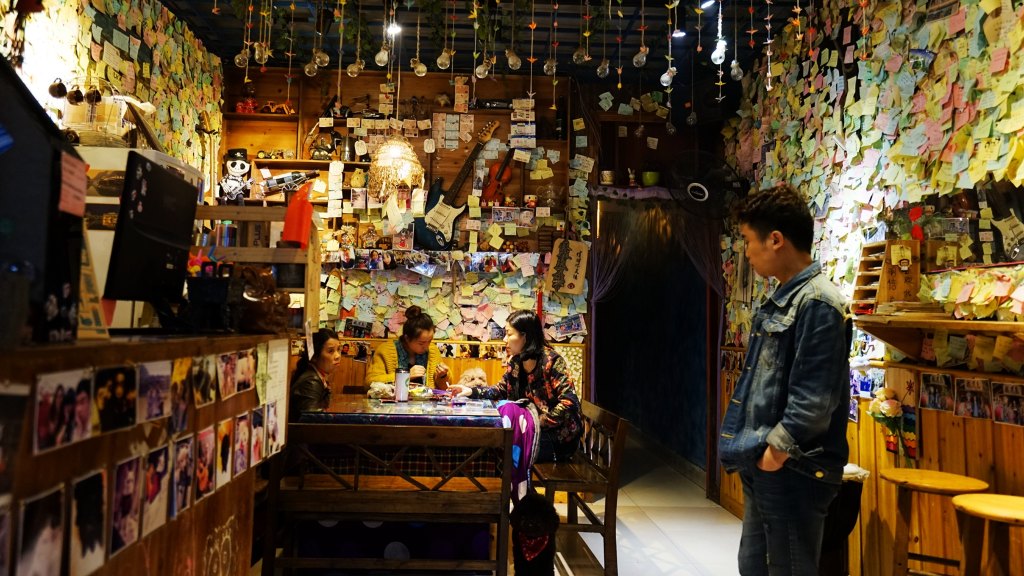 最新家教机,小巷中的隐藏宝藏,探索特色小店的奇妙之旅